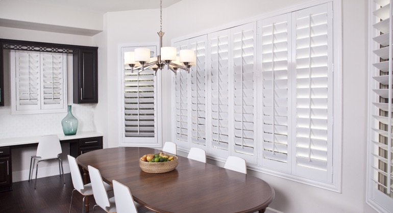 plantation shutters in Honolulu dining room